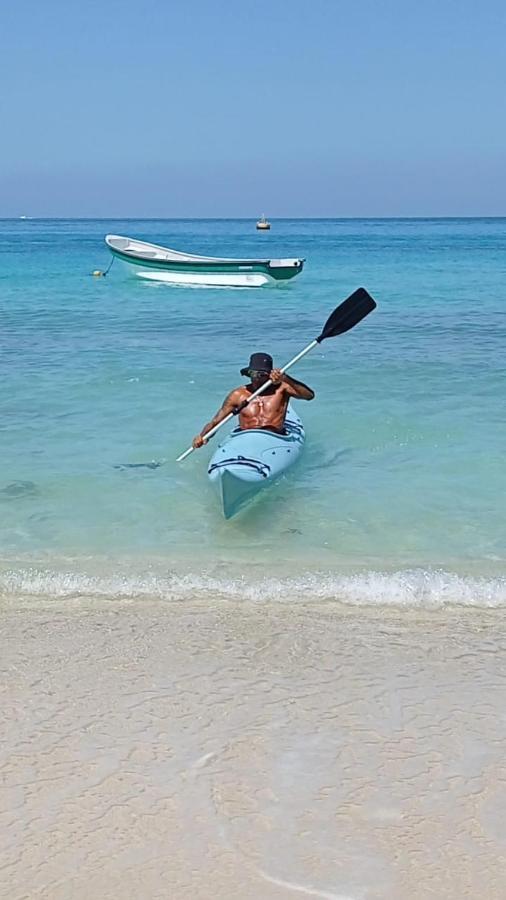 Posada Lango Beach ปลายาบลังกา ภายนอก รูปภาพ